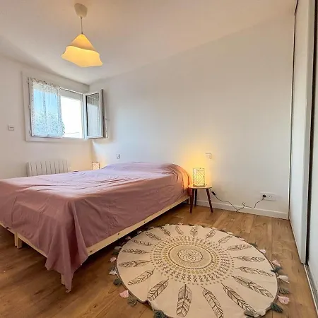 Lumineux 2 Chambres, Loggia, Place De Parking Apartment *